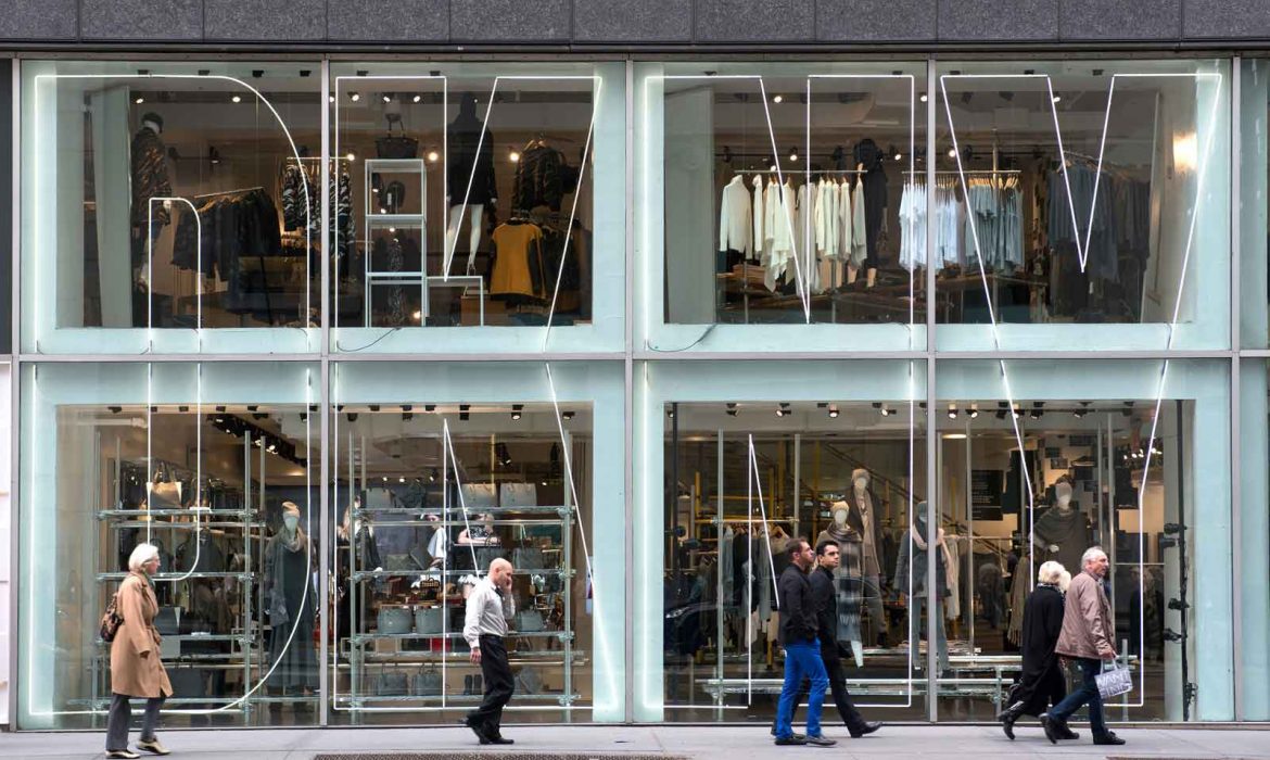 The important of small business shopping